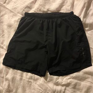 Brooks men’s running/lifting shorts — medium